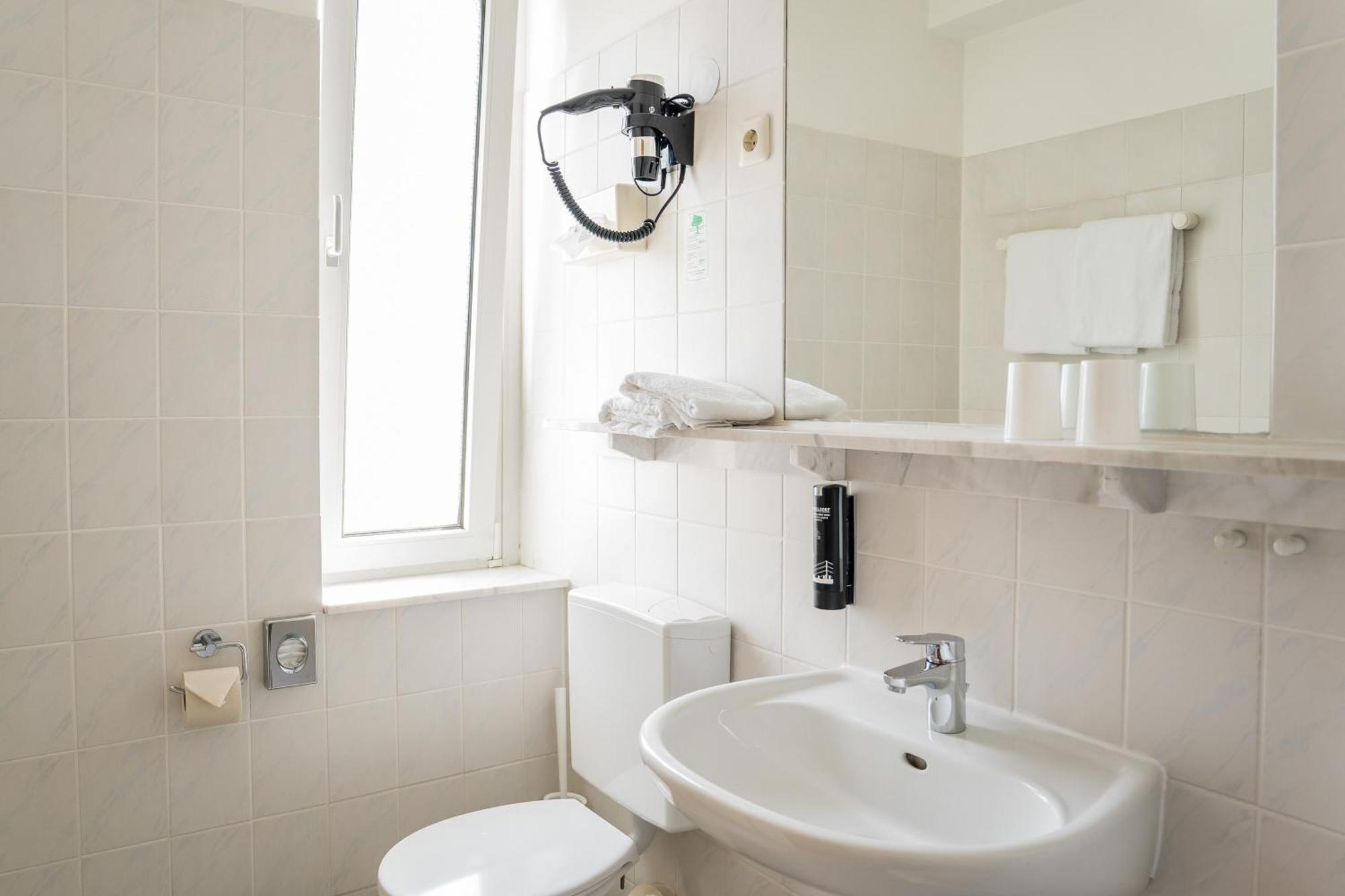 Antares Apartments Düsseldorf Eksteriør bilde
