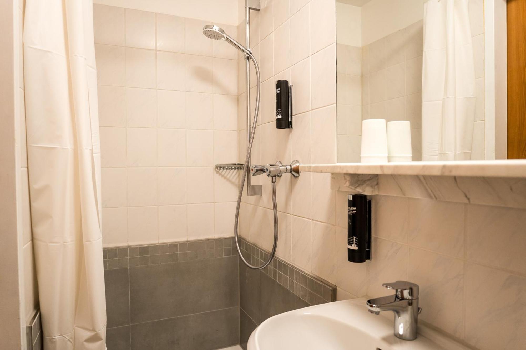 Antares Apartments Düsseldorf Eksteriør bilde